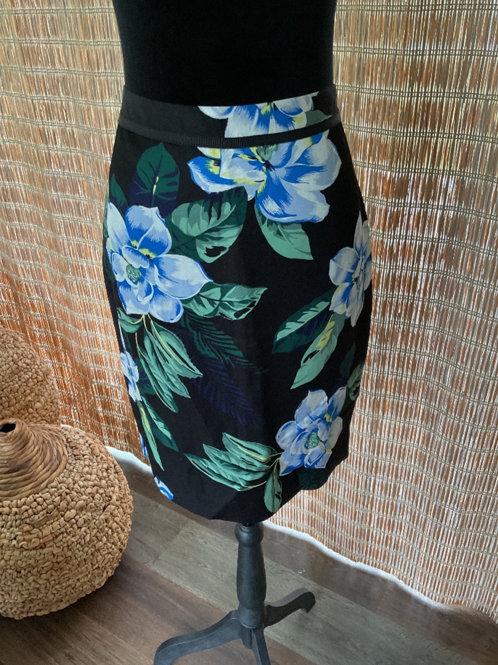 Banana Republic NWT Women’s Chelsea Floral Skirt